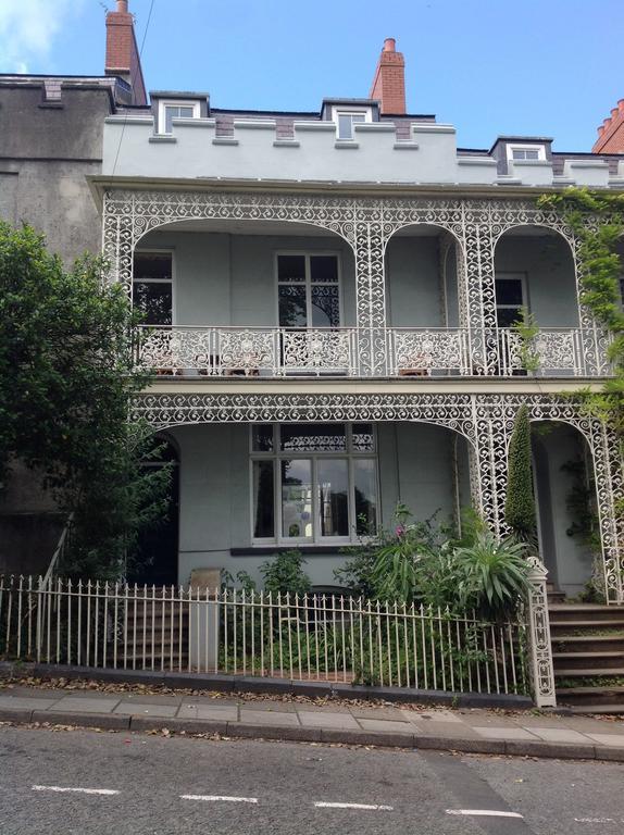 8A Spring Gardens Hotel Haverfordwest Exterior foto